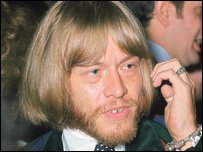 Brian Jones: neue Untersuchung der Todesumst&auml;nde