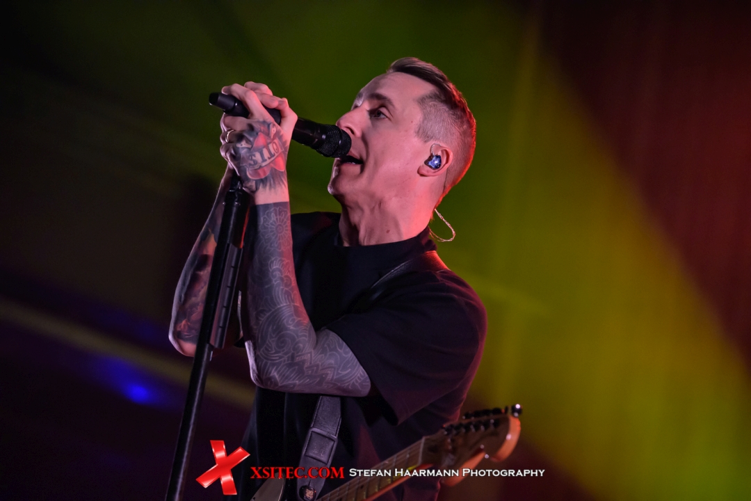 http://www.musikreviews.de/static/images/live/2024/Yellowcard-_6.jpg